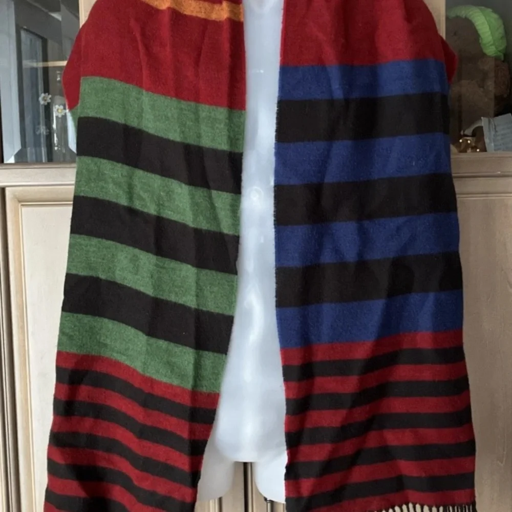 Lord & Taylor Vintage Soft Warm 100% Acrylic Striped Fringe Hem Scarf Multicolor